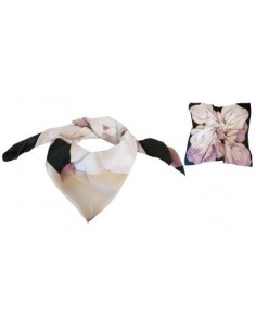 PAÑOLETA DE RASO FLOREADA...