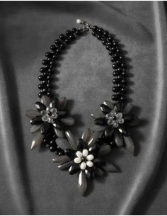 Collar Corto Arreglo 3...