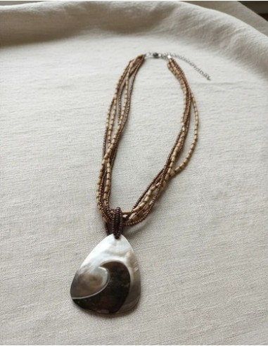 Collar Con Cuentas Madera Dije Metal...