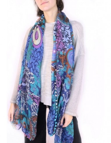 PASHMINA ESTAMPADA BORDES CON BOLITAS...
