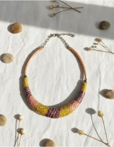 Collar Corto Metal Con Dibujos...