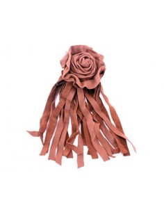 LLAVERO DE LA ROSA CON FLECOS