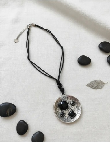 Collar Metal Hilo Con Piedras Negras...
