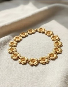 Collar Metal Flores Doradas... 2