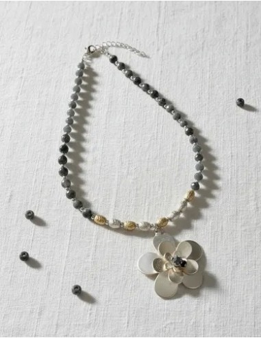Collar Perlas Facetadas Con Flor...