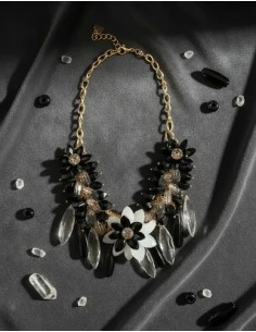 Collar Corto Cadena Flor...