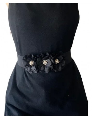 Cinto Negro Con Arreglo 3 Flores...