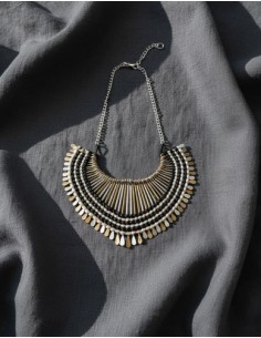 Collar Pétalos Dorados Dorado