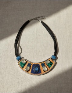 Collar Madera Con Piedras...