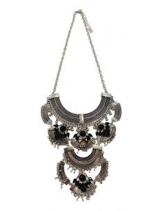 Collar Metal Curva Plateado...
