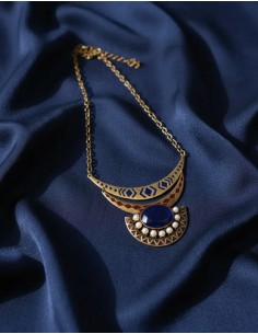 Collar Media Luna Piedras...