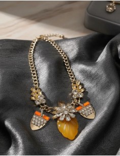 Collar Corto De Piedra...