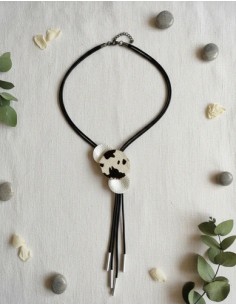 Collar De Cordón Con Metal...