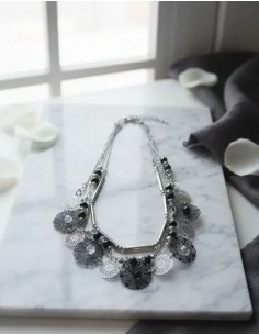 Collar De Cuentas Metalicas...