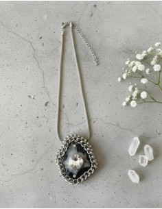 Collar Corto Con Dije Metal...