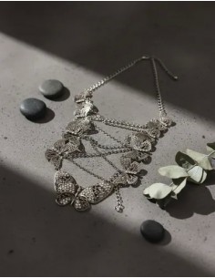 Collar Metal Con Mariposas... 2