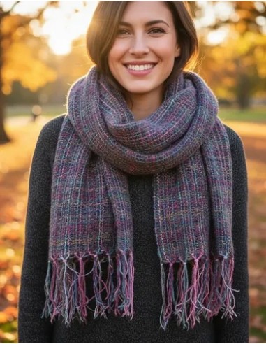 Bufanda Rayada Multicolor Con Flecos...